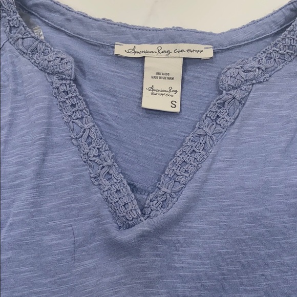 American Rag Blue top - Picture 3 of 4